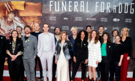 Premiere in Berlin & München <br> <strong> „Funeral for a Dog“</strong>